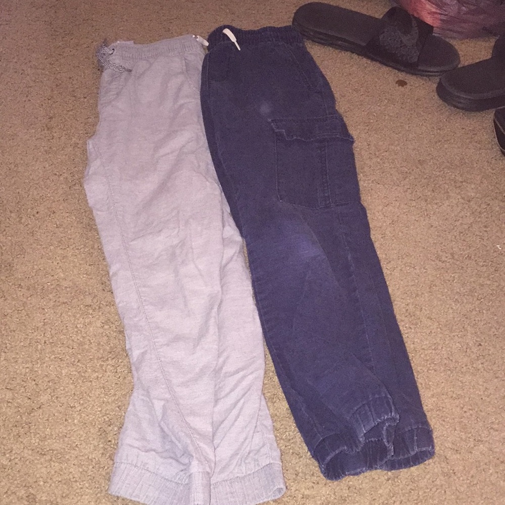 4 pairs of Old Navy GUC joggers. Khaki material